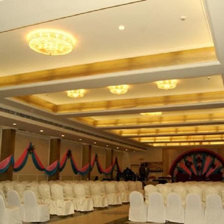 Hotel Royal Panna Shahjahanpur エクステリア 写真