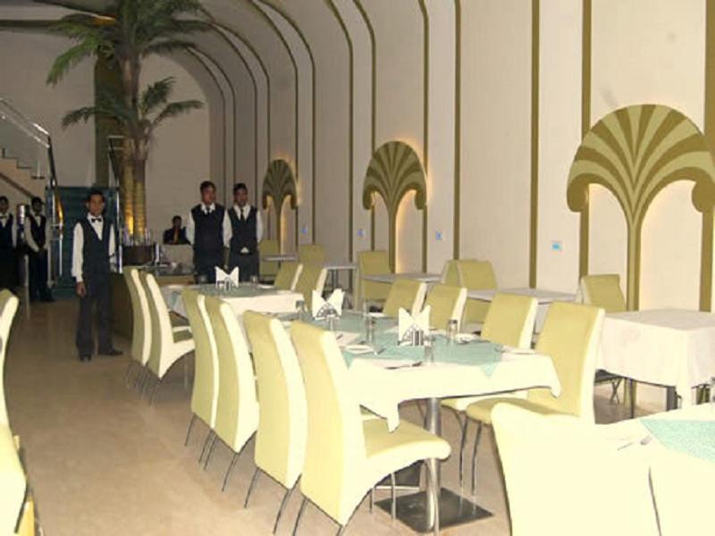 Hotel Royal Panna Shahjahanpur エクステリア 写真